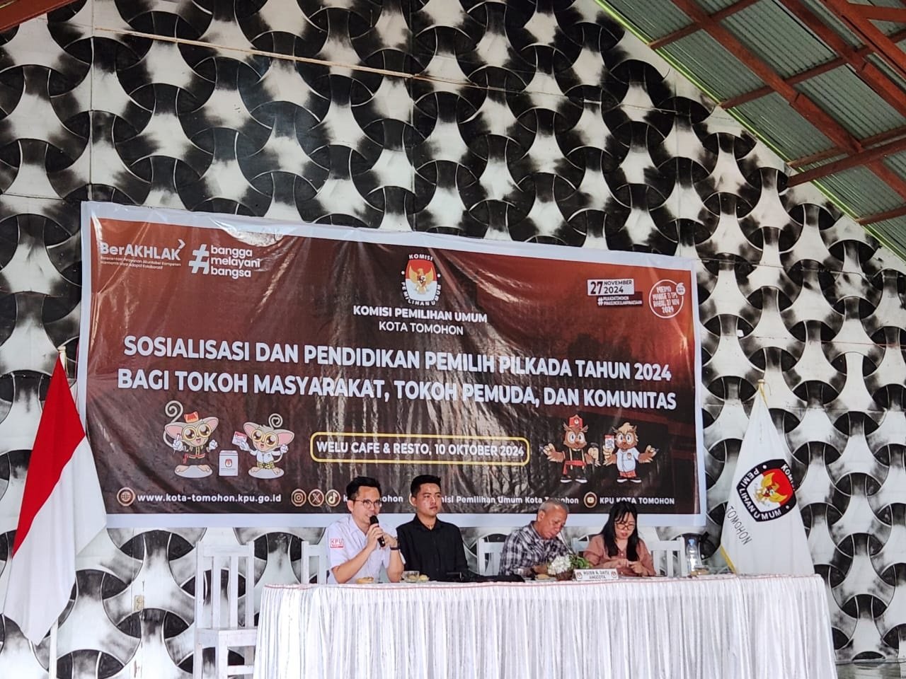 KPU Tomohon Gelar Sosialisasi Bersama Tokoh Masyarakat dan Aktivis Pemuda