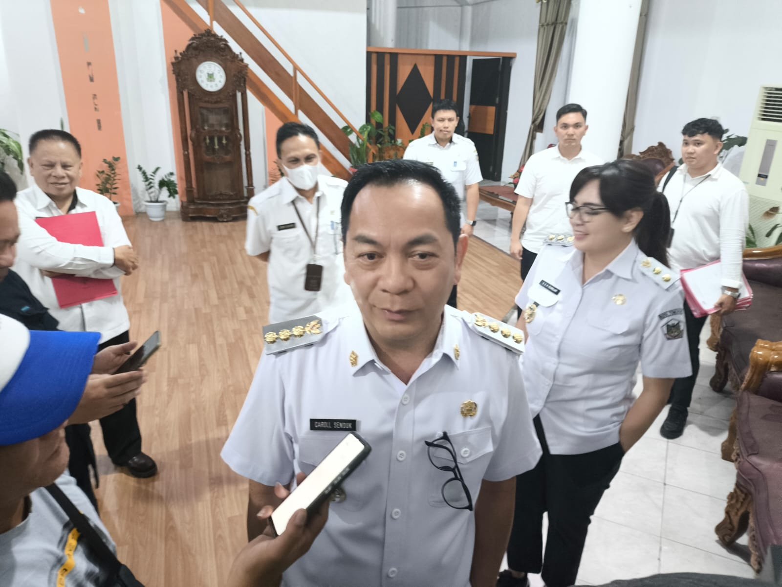 Lurah Tidak Sanggup Terjemahkan ‘Proker’, Senduk: Mundur Saja