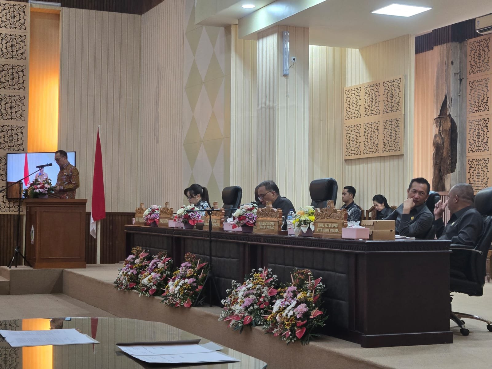 DPRD dan Pemkot Tomohon Tandatangani Nota Kesepakatan Perubahan KUA-PPAS 2025 