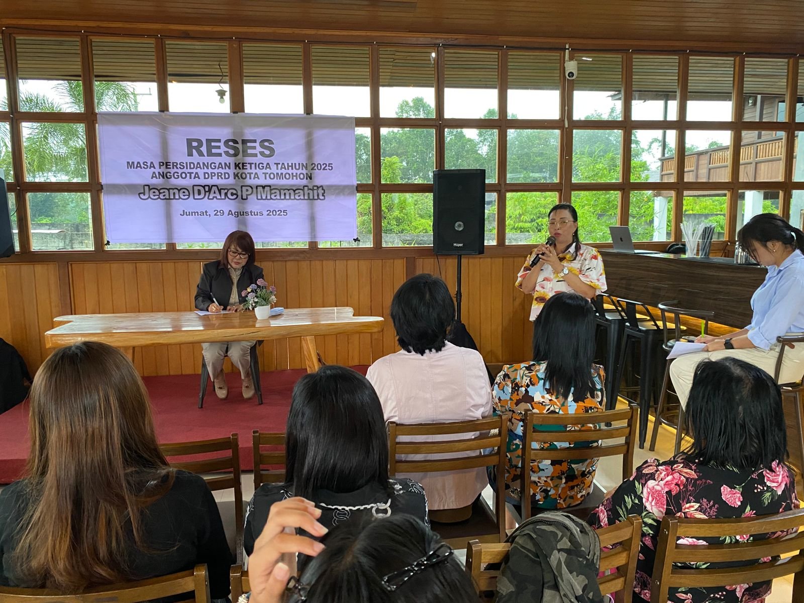 Anggota DPRD Tomohon Jeane D’Arc Paula Mamahit Gelar Reses Masa Persidangan Ketiga Tahun 2025