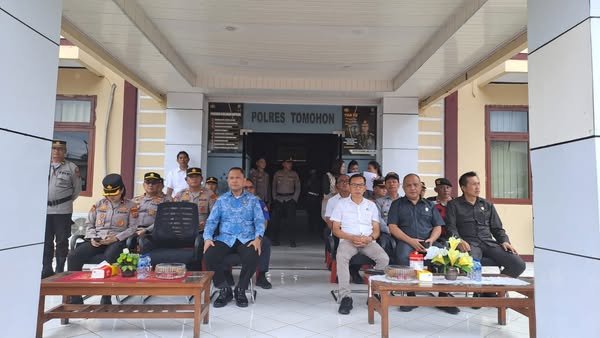 Pimpinan DPRD Tomohon Hadiri Apel Gelar Pasukan Pengamanan Pengucapan Syukur