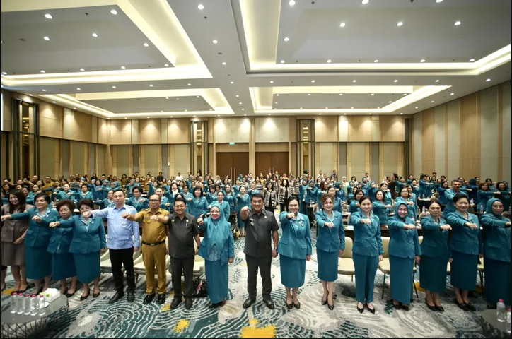 Buka Raker PKK-Dekranasda, Gubernur: Sinergi Dengan Program Provinsi