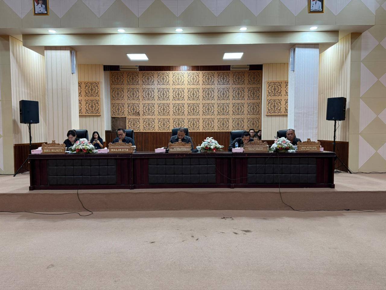 DPRD Tomohon Tetapkan Propemperda dan Setujui Ranperda APBD 2026