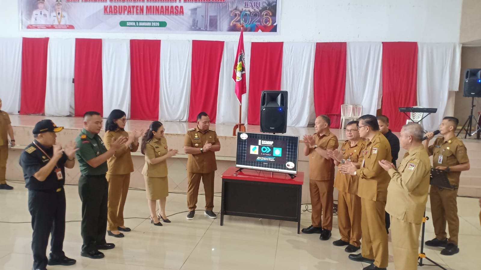 Awali Tahun 2026, Bupati Robby Dondokambey Pimpin Apel Perdana dan Launching SIKAMANG