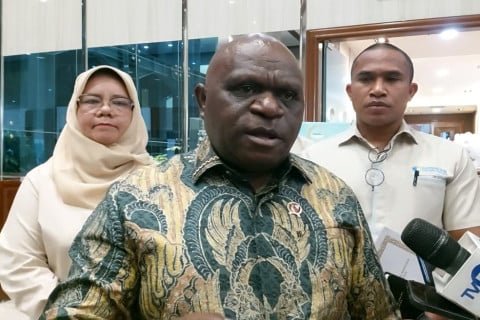 Natalius Pigai Dorong RUU Masyarakat Adat Segera Disahkan