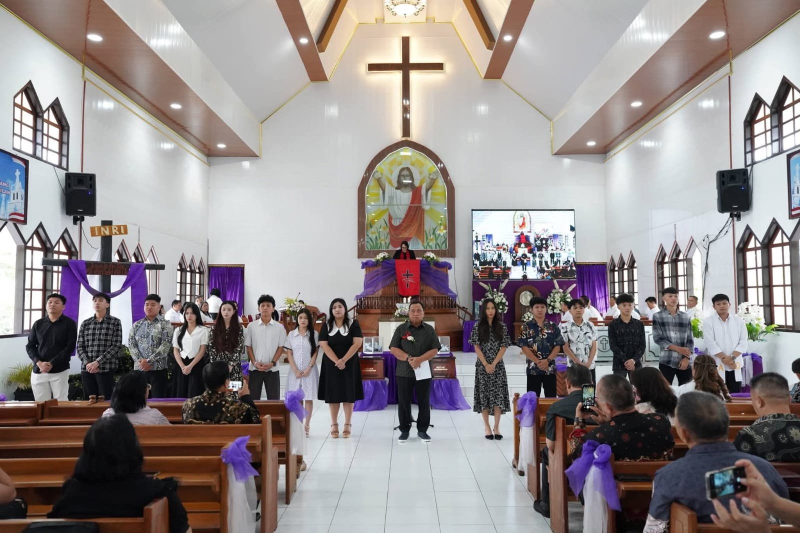 Bupati Minahasa Ikuti Ibadah Minggu Sengsara II, Dilantik Sebagai Penasihat BPMJ GMIM Moria Sasaran